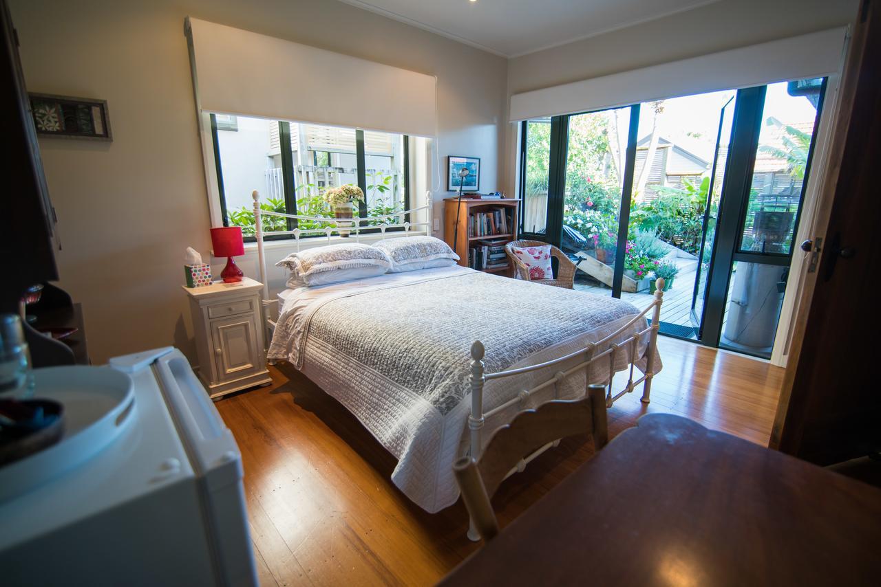 Terry And Cindy'S Bed And Breakfast Auckland Esterno foto